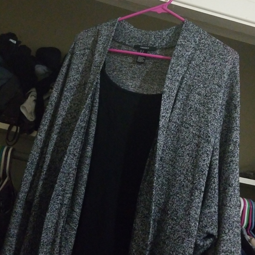 Cardigan grey